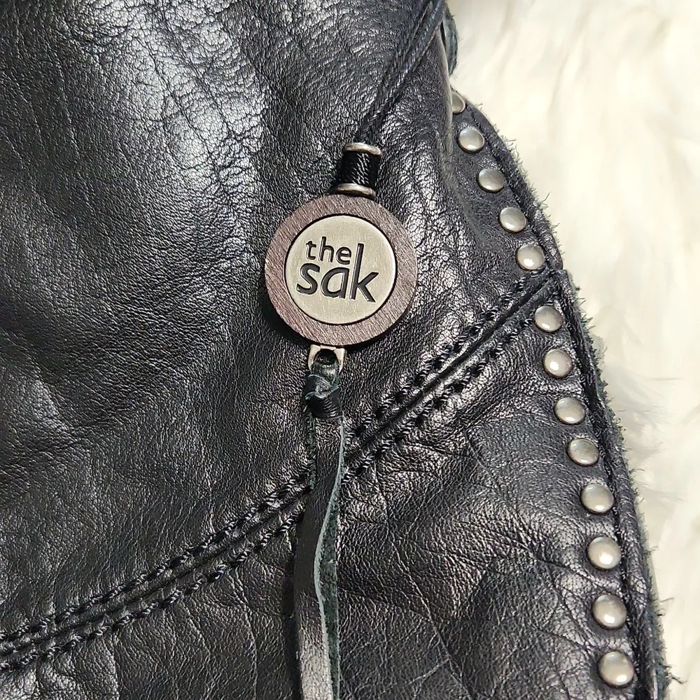 The Sak Silverlake Leather Crossbody Bag - Picture 14 of 16